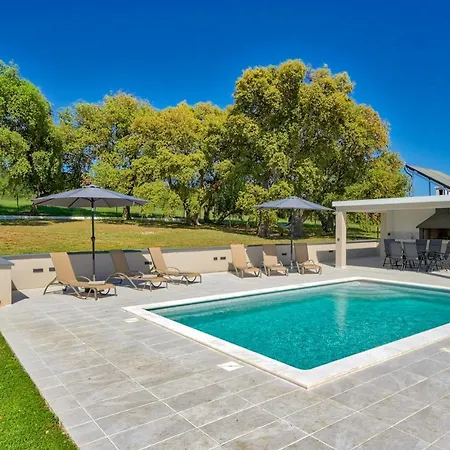 Villa Monte Vernal *