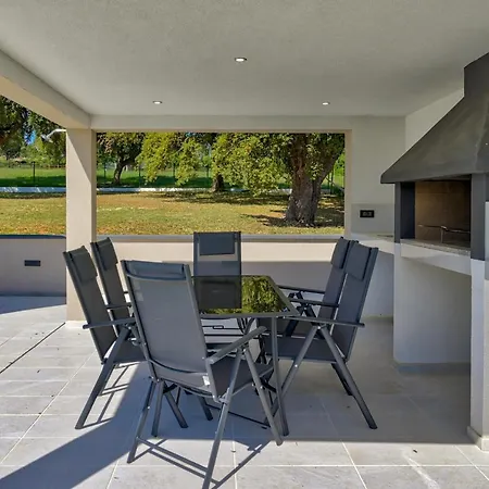 Villa Monte Vernal Pula