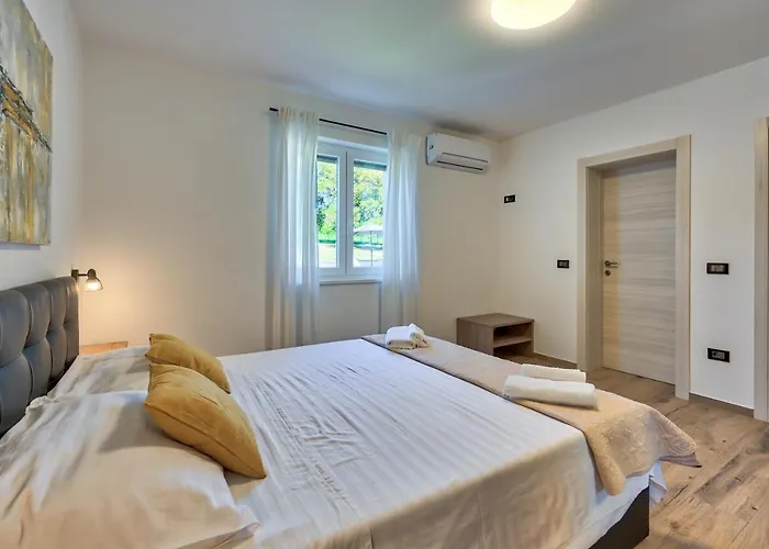 Monte Vernal וילה